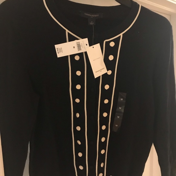 Banana Republic Black Cardigan with Floral Design - Picture 4 of 7